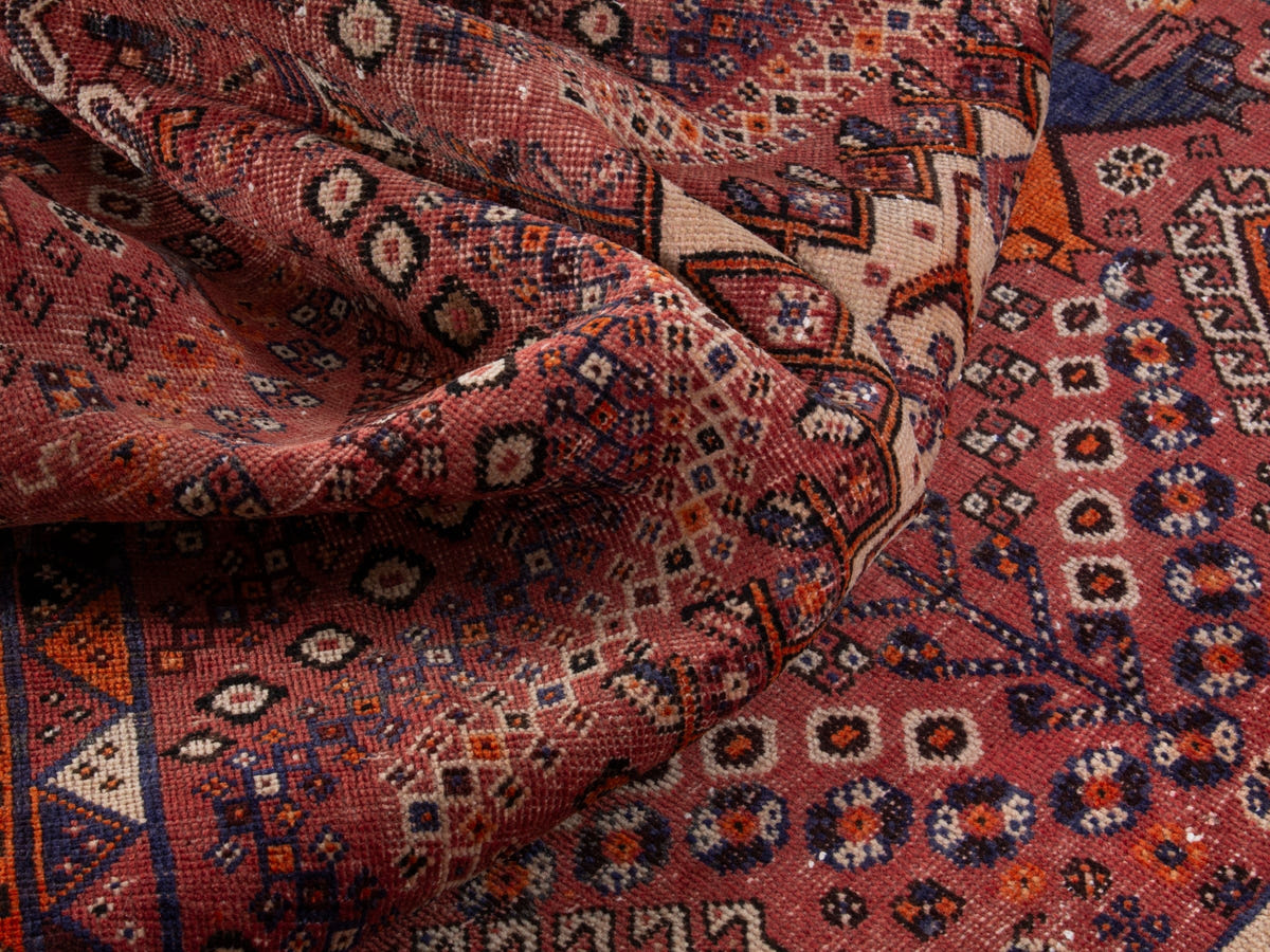 5500, Persian Shiraz Area Rug