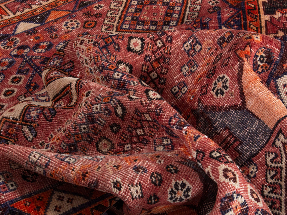 5500, Persian Shiraz Area Rug