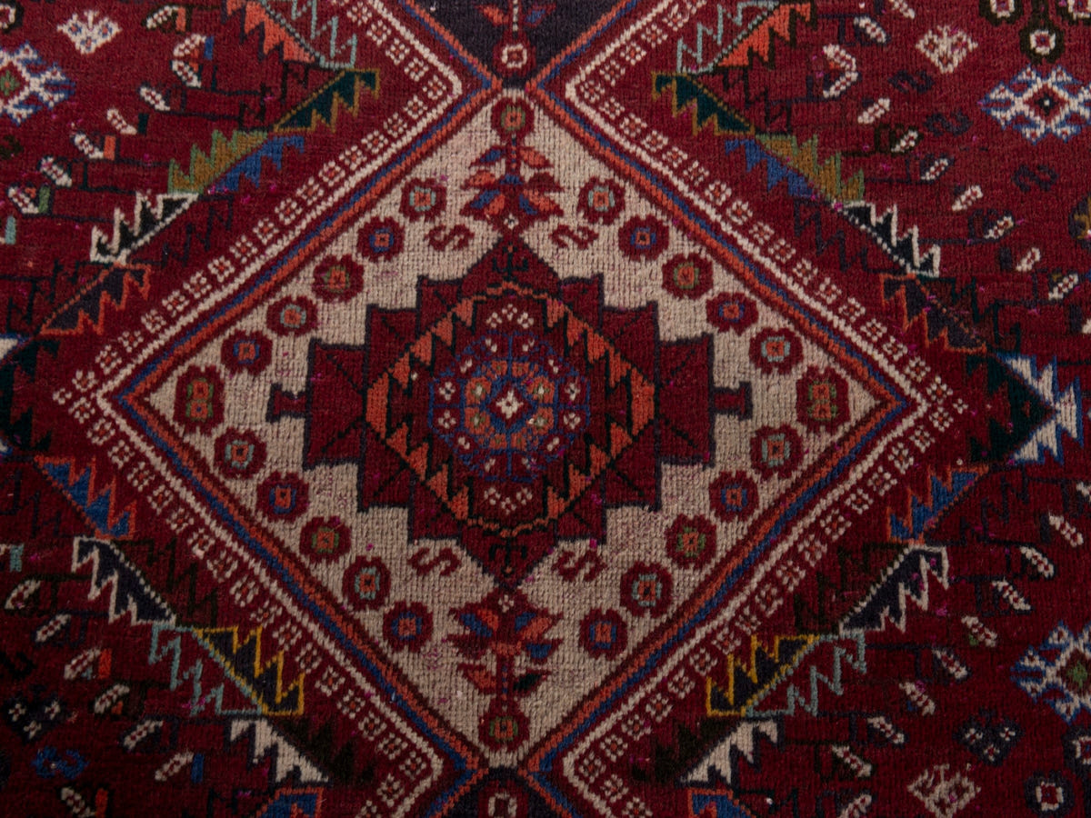 5506, Persian Shiraz Area Rug