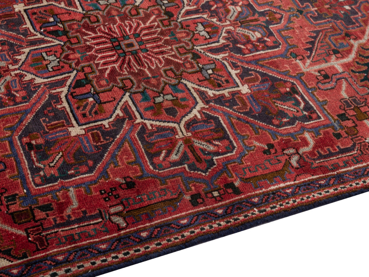 5516, Persian Heriz Area Rug