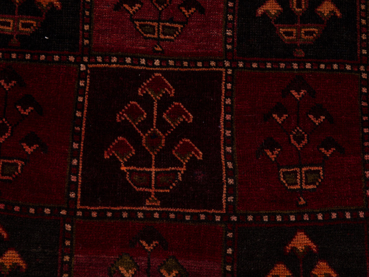5525, Persian Lori Area Rug