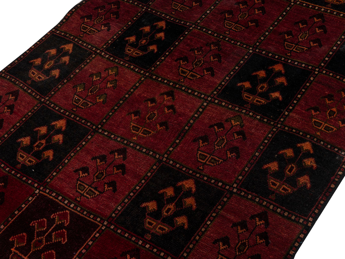 5525, Persian Lori Area Rug