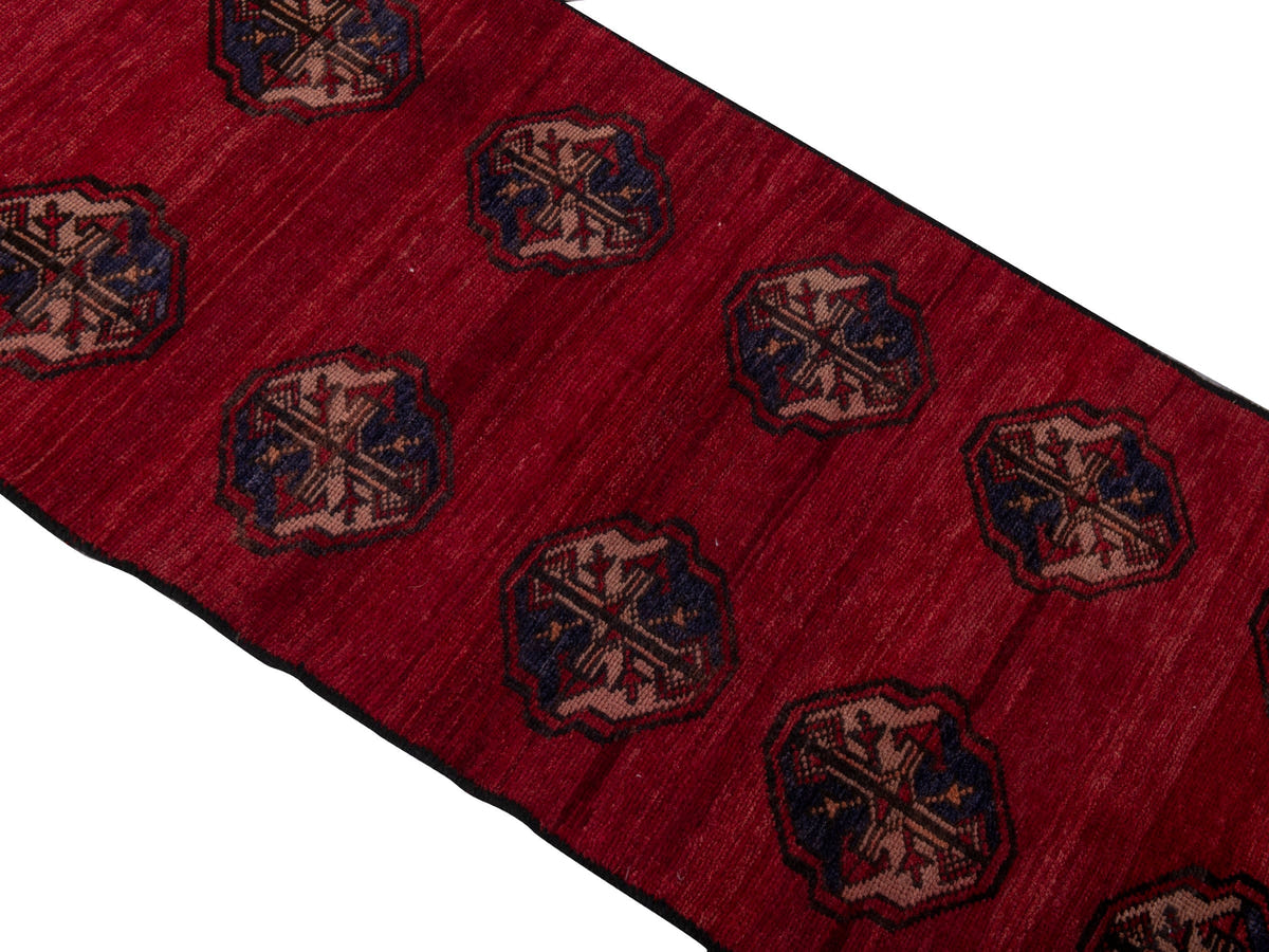 5539, Persian Torkaman Runner Rug