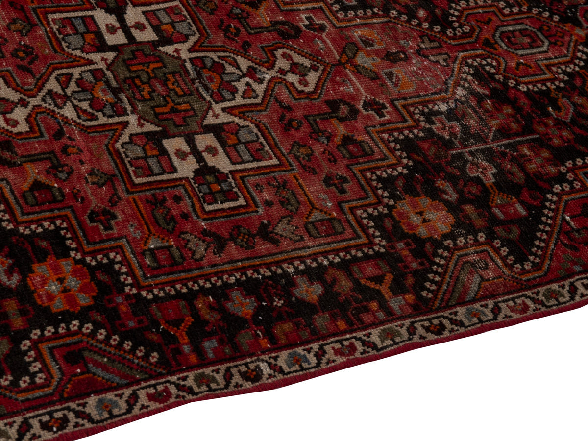 5540, Persian Hamadan Area Rug