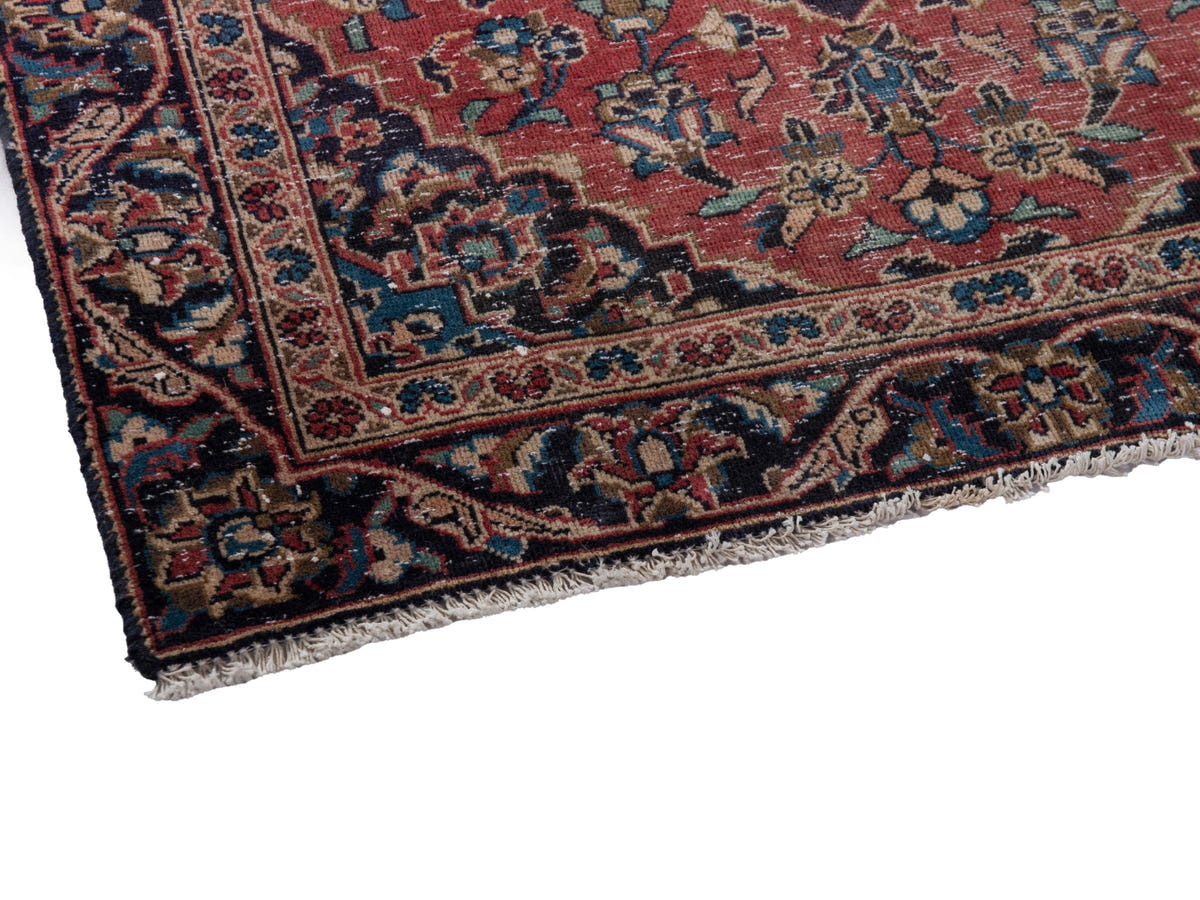 5544, Persian Kashan Area Rug
