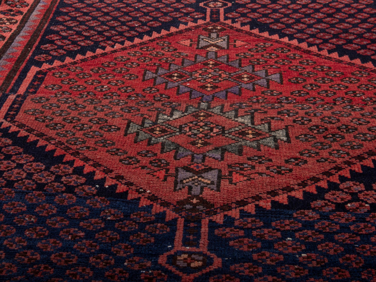 5546, Persian Zanjan Area Rug