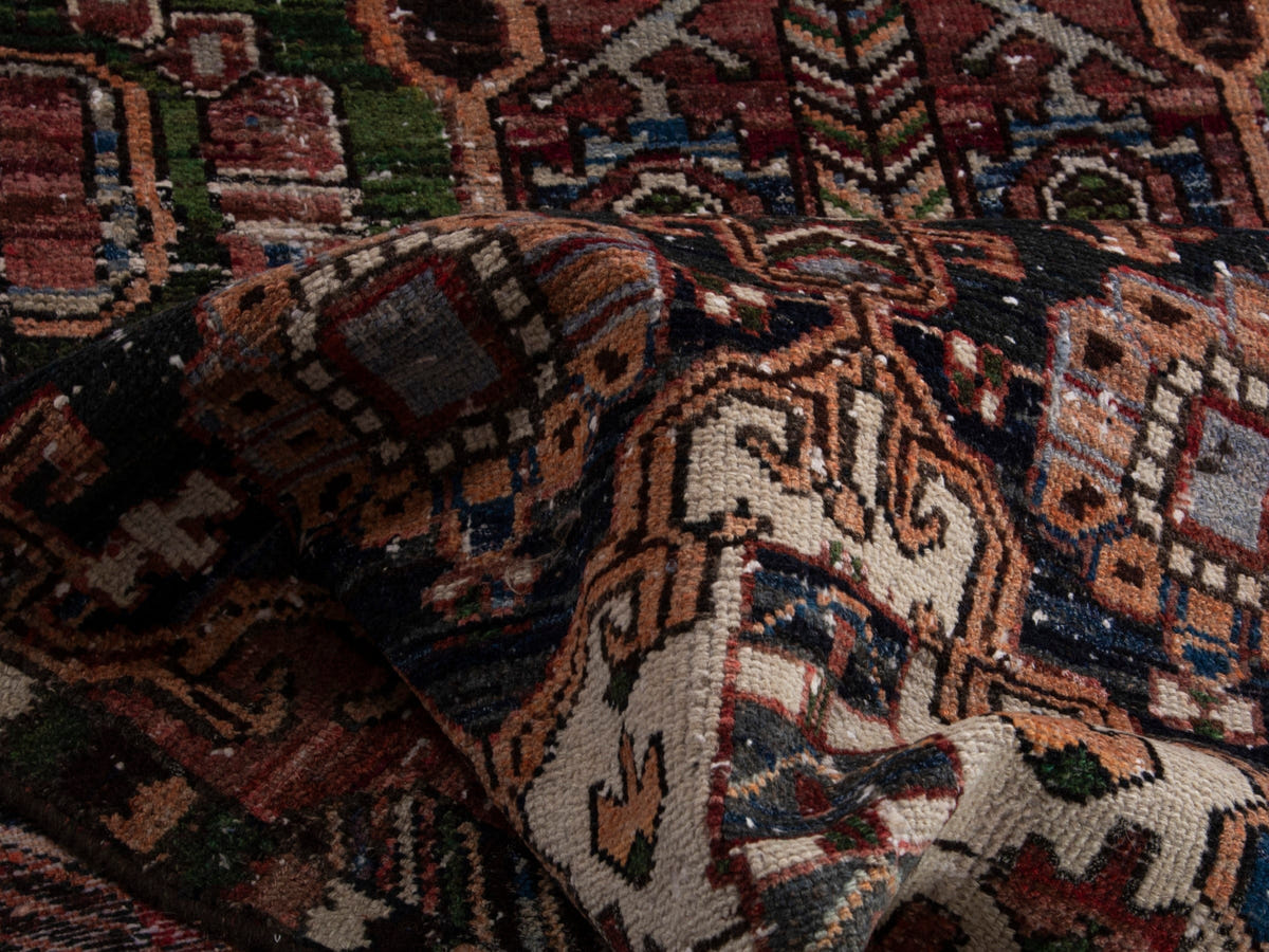 5549, Persian Bakhtiari Area Rug