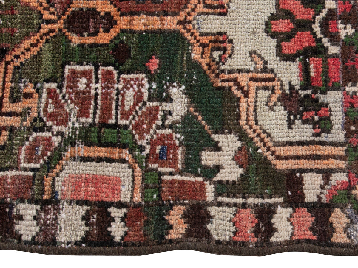 5549, Persian Bakhtiari Area Rug