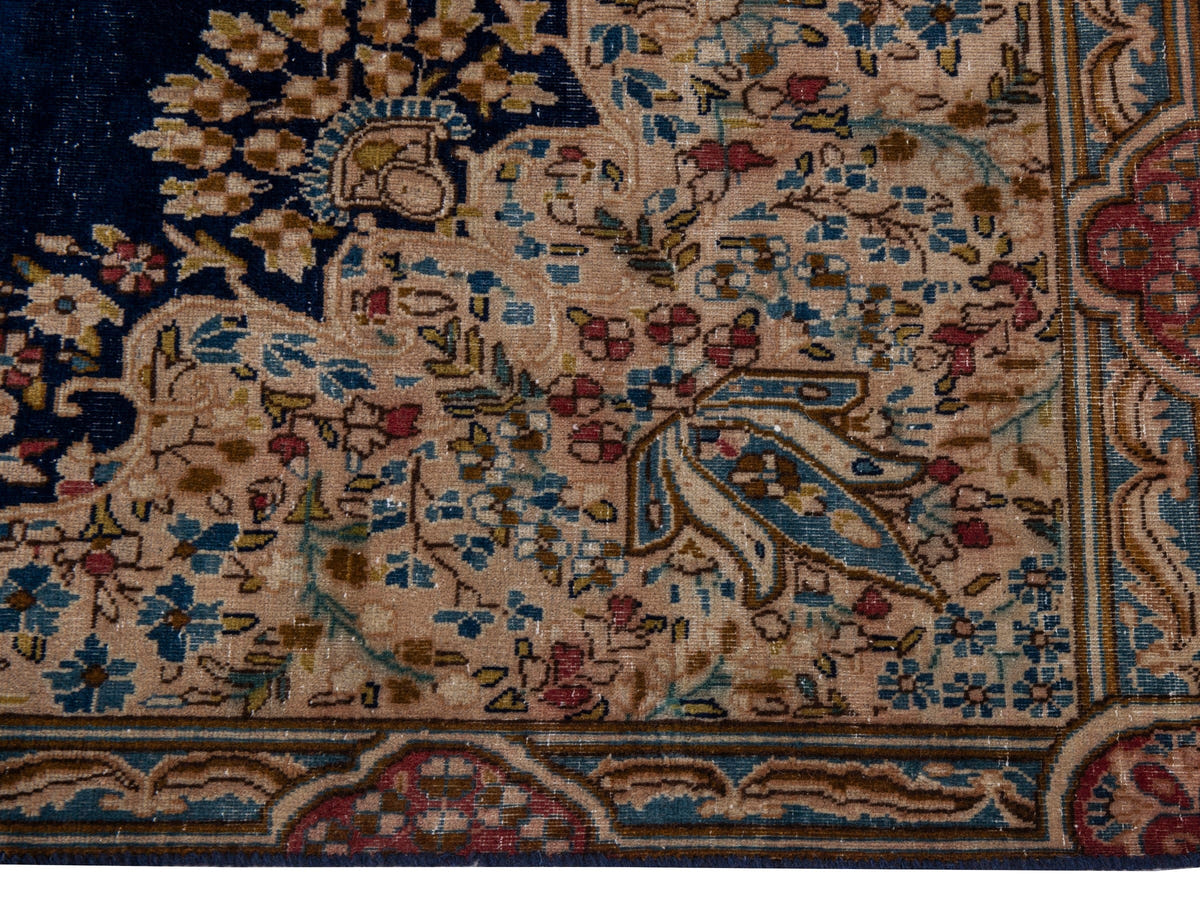 5561, Persian Kerman Area Rug