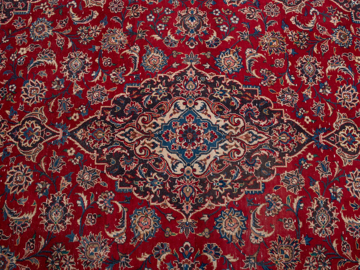 5581, Persian Kashan Oversized Rug