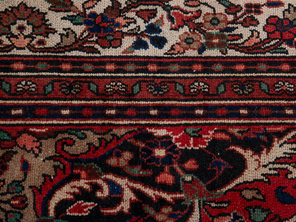 5582, Persian Hamadan Oversized Rug