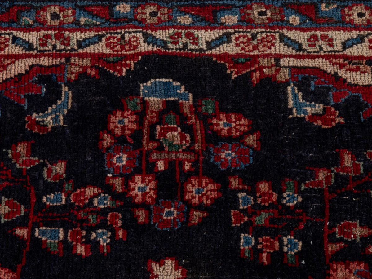 5588, Persian Hamadan Oversized Rug