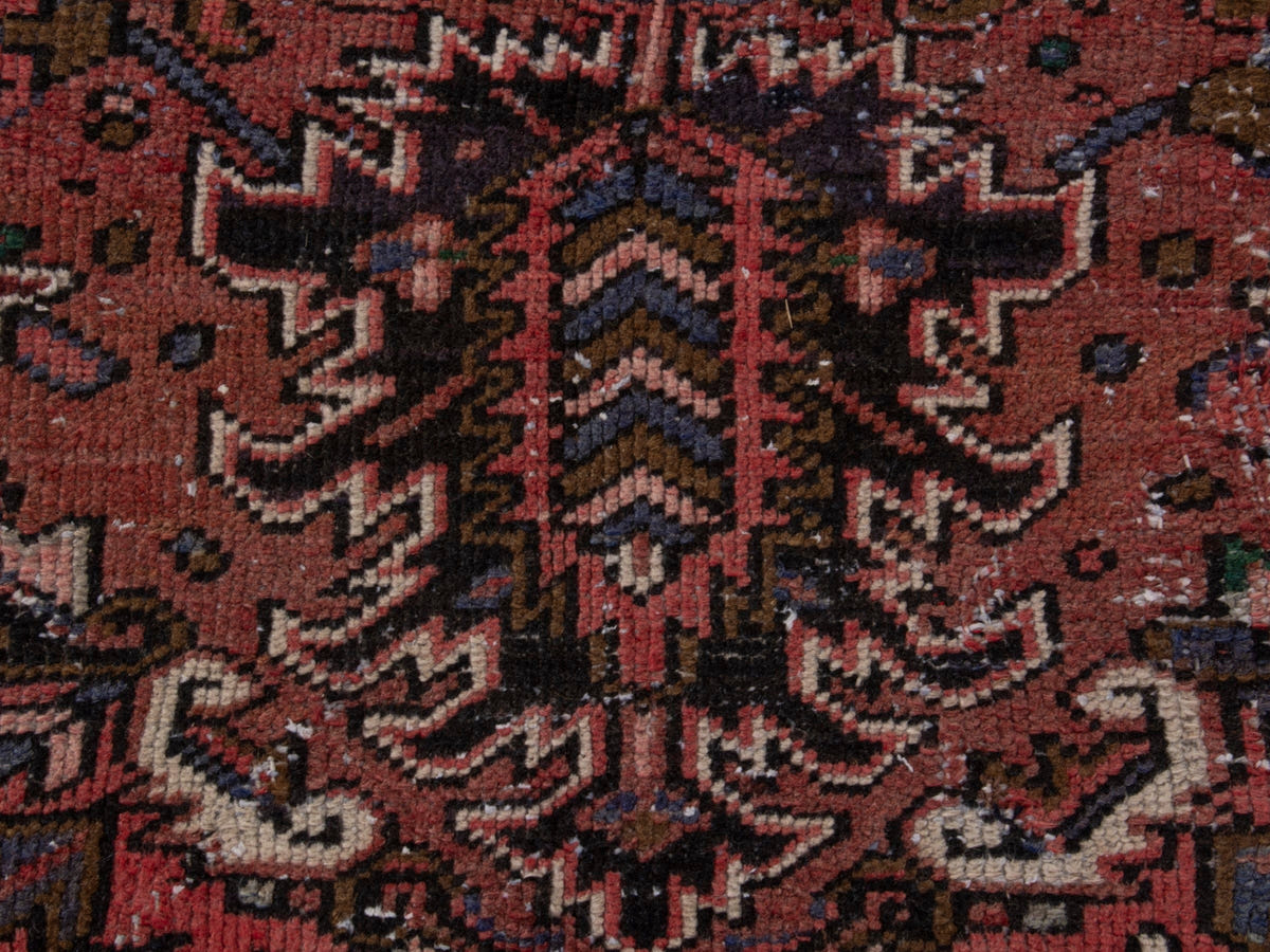 5595, Persian Heriz Area Rug