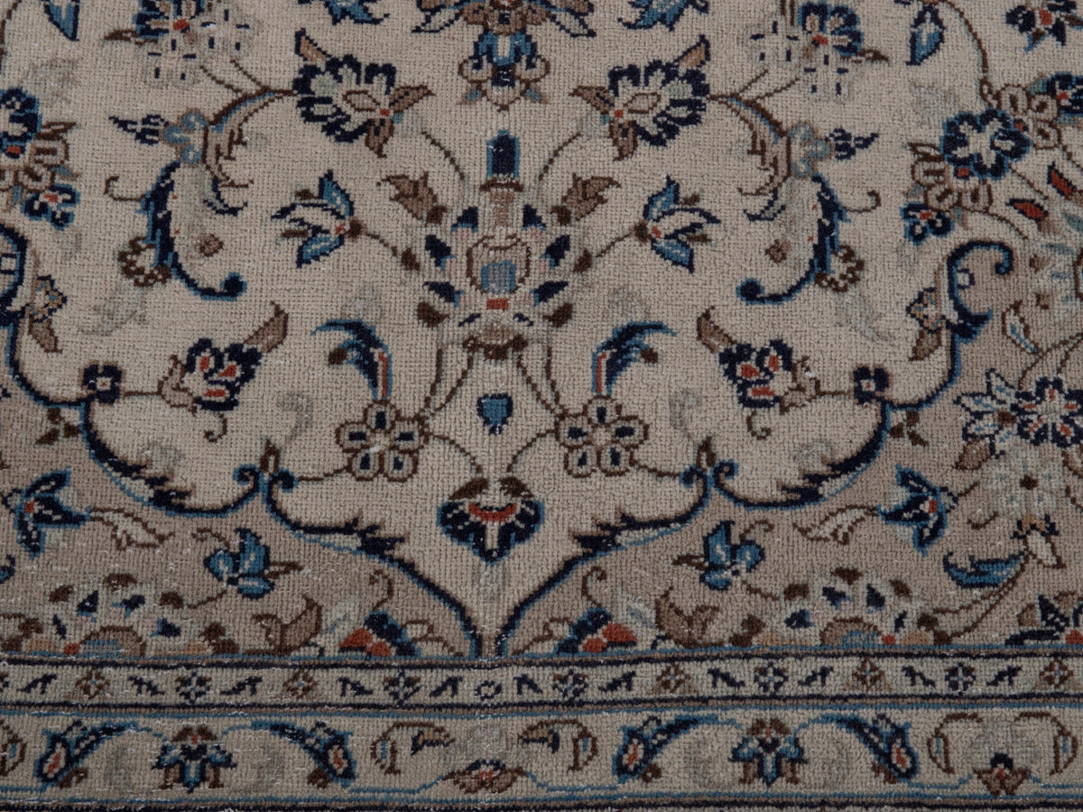 5603, Persian Kashan Area Rug