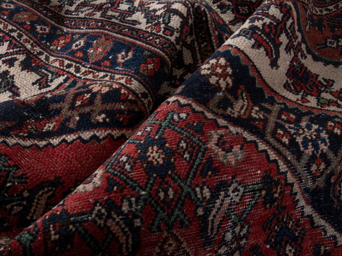 5608, Persian Hamadan Oversized Rug
