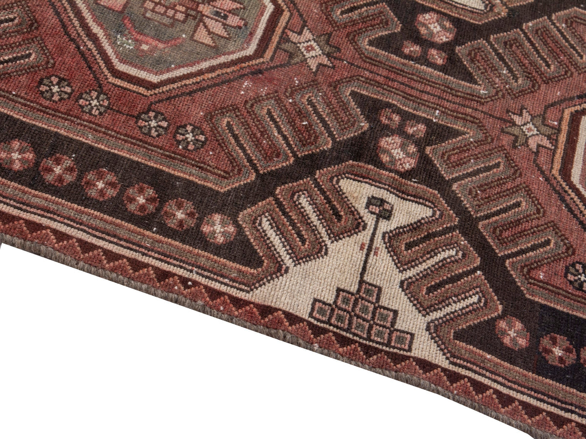 5685, Persian Saveh Area Rug