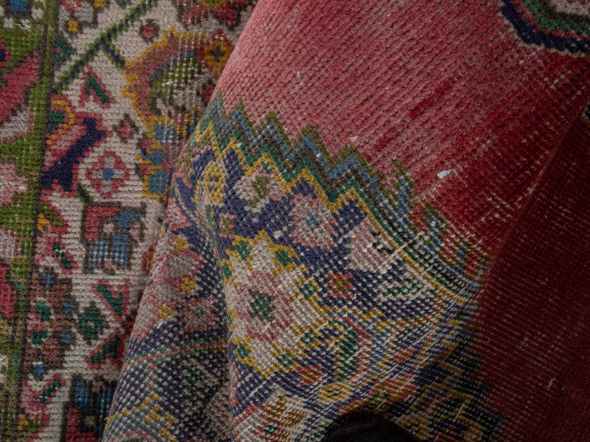 5687, Persian Tabriz Area Rug