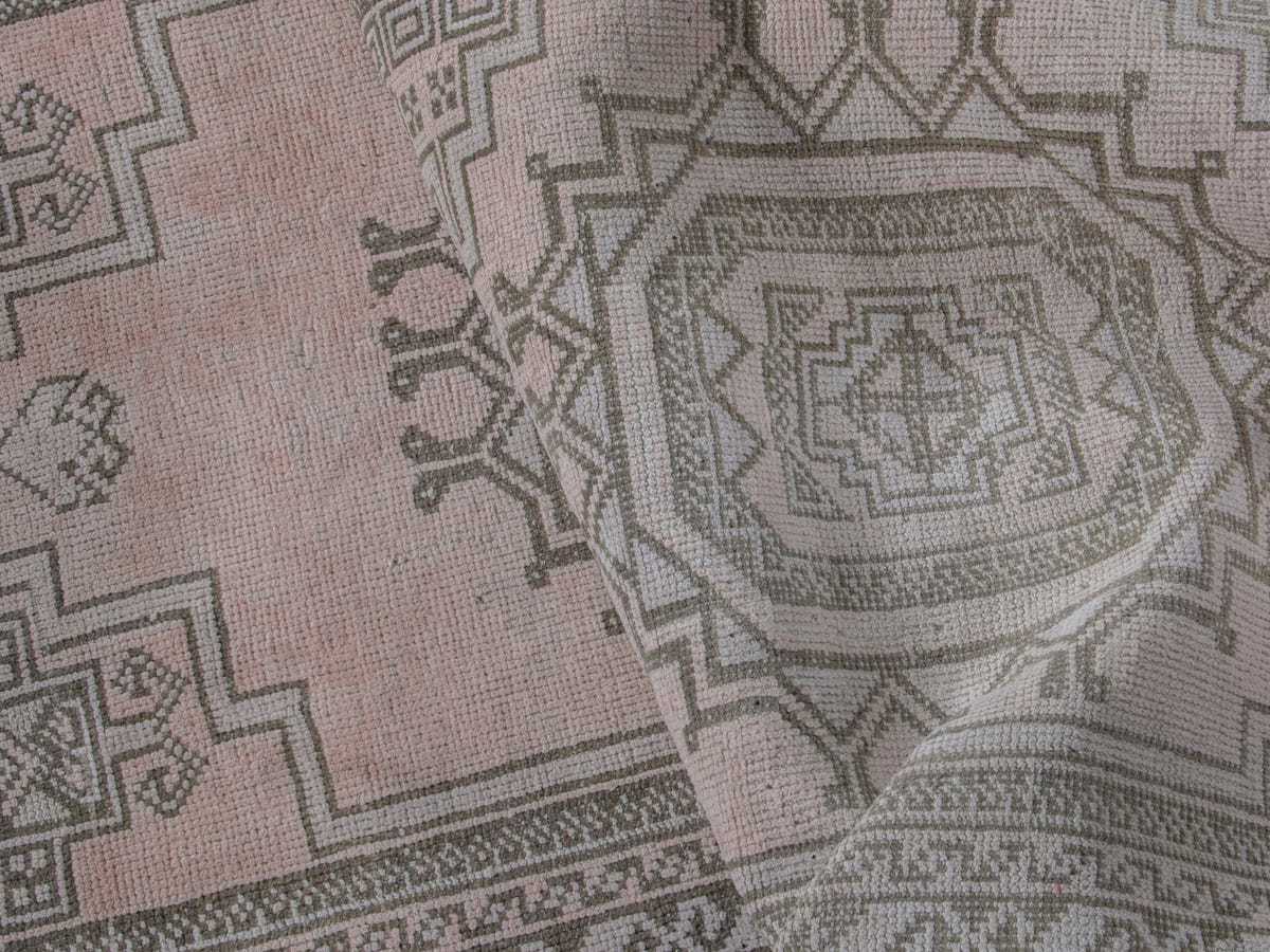 5704, Persian Baluch Runner Rug