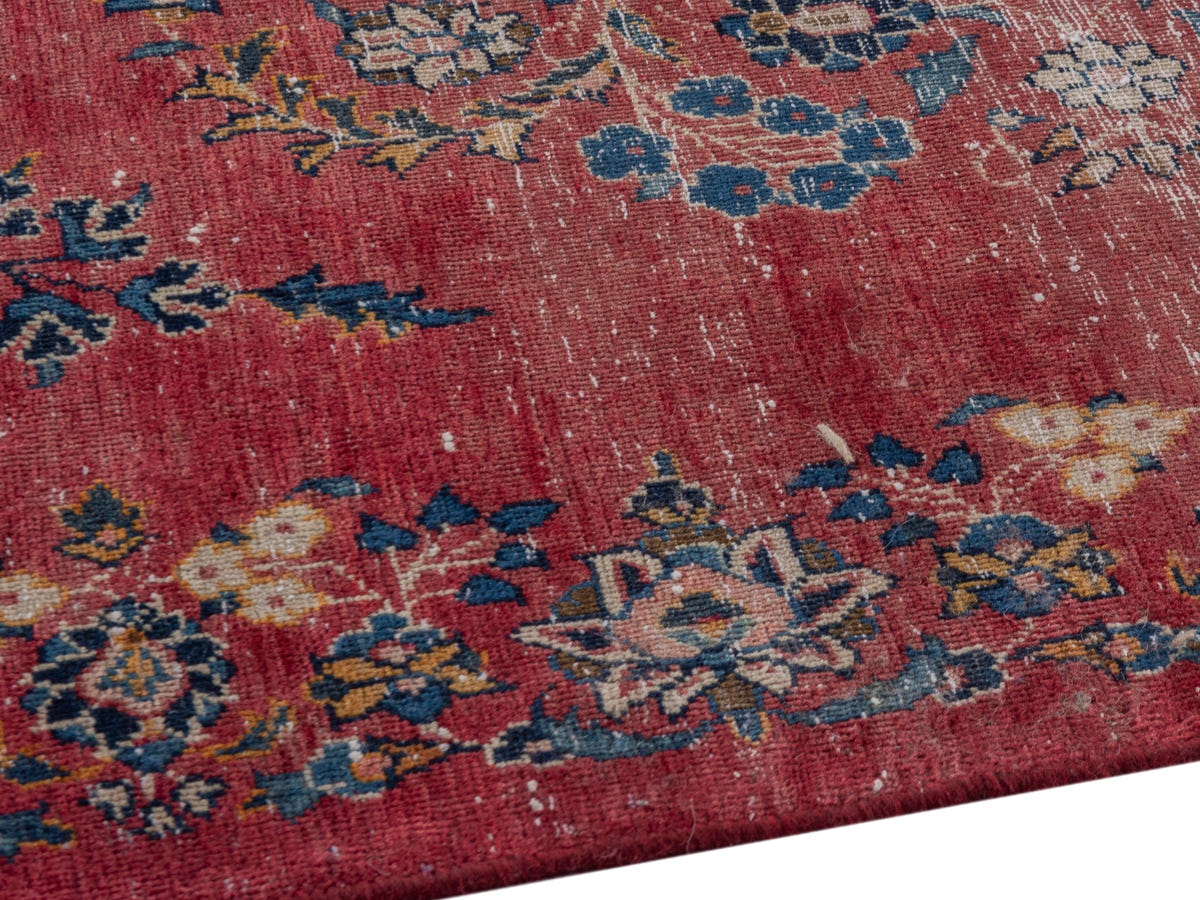 5708, Persian Kashan Area Rug