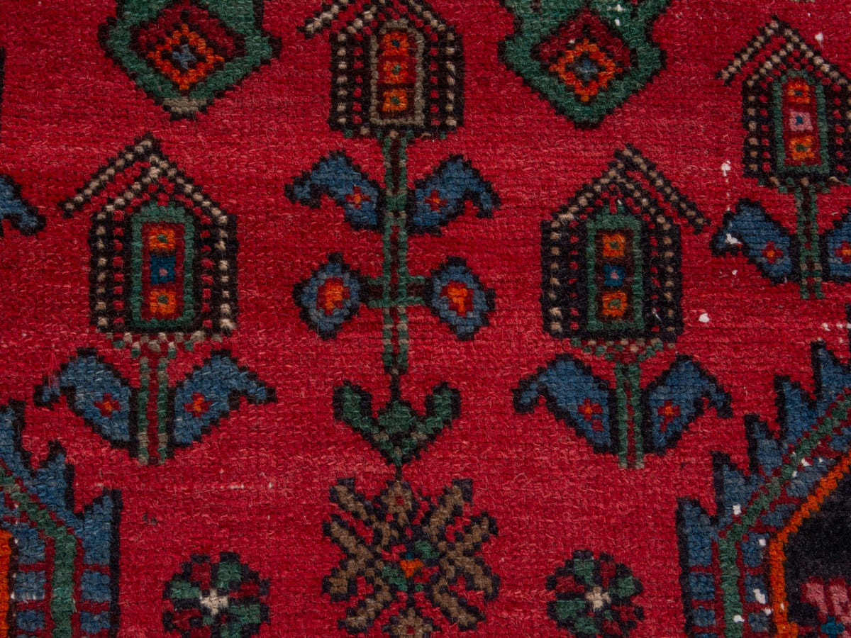 5710, Persian Hamadan Area Rug