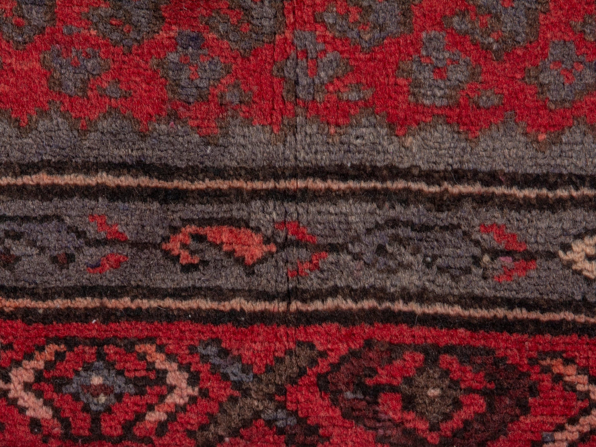 5714, Persian Zanjan Area Rug