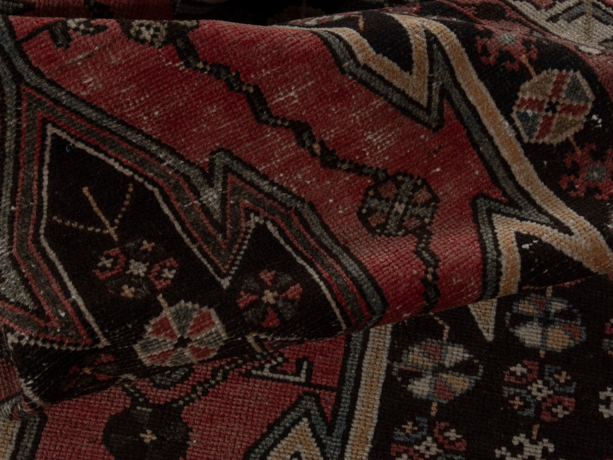 5756, Persian Saveh Area Rug