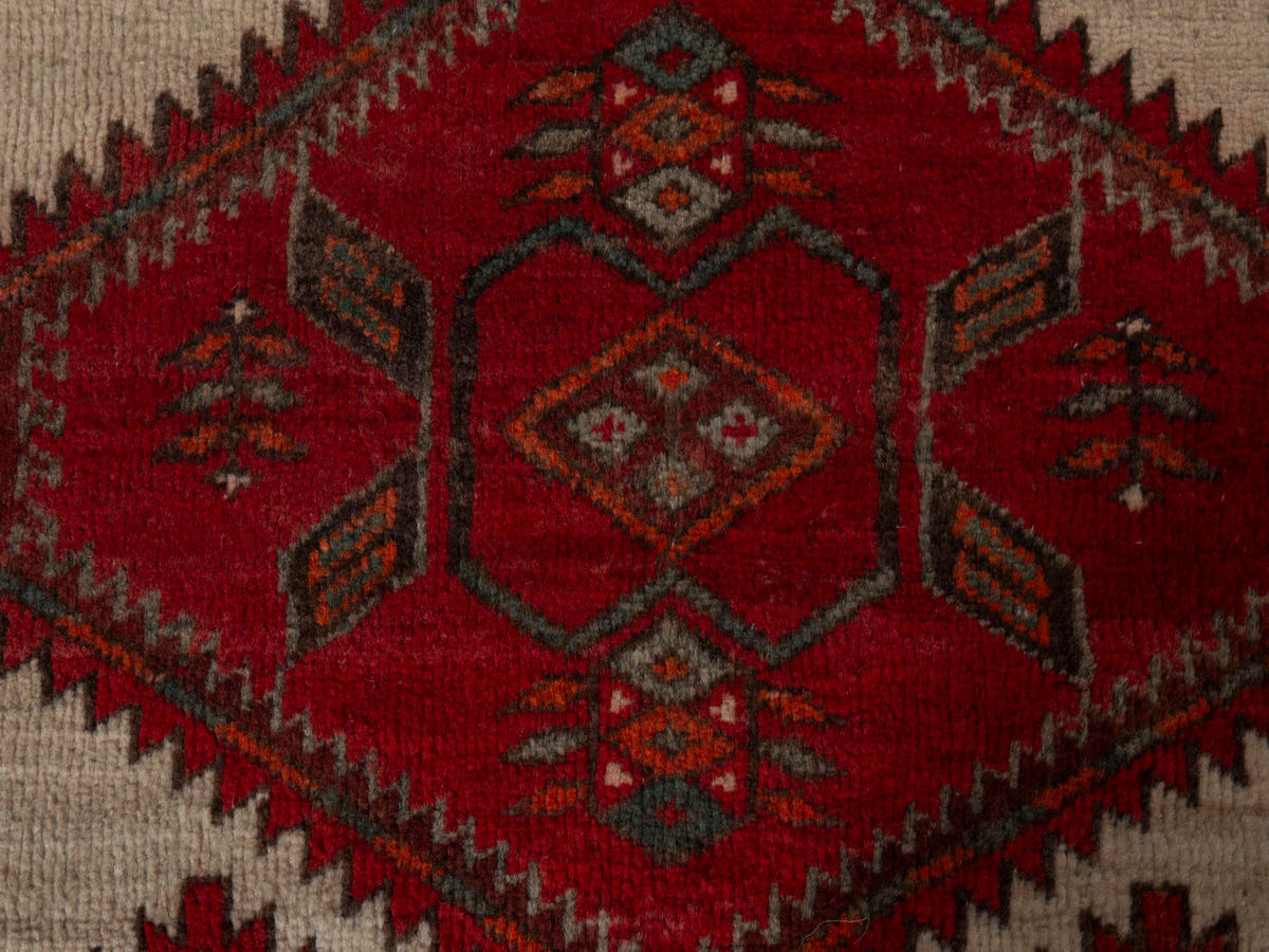 5781, Persian Ardabil Mini Rug