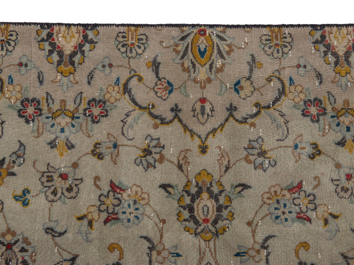 5803, Persian Kashan Area Rug