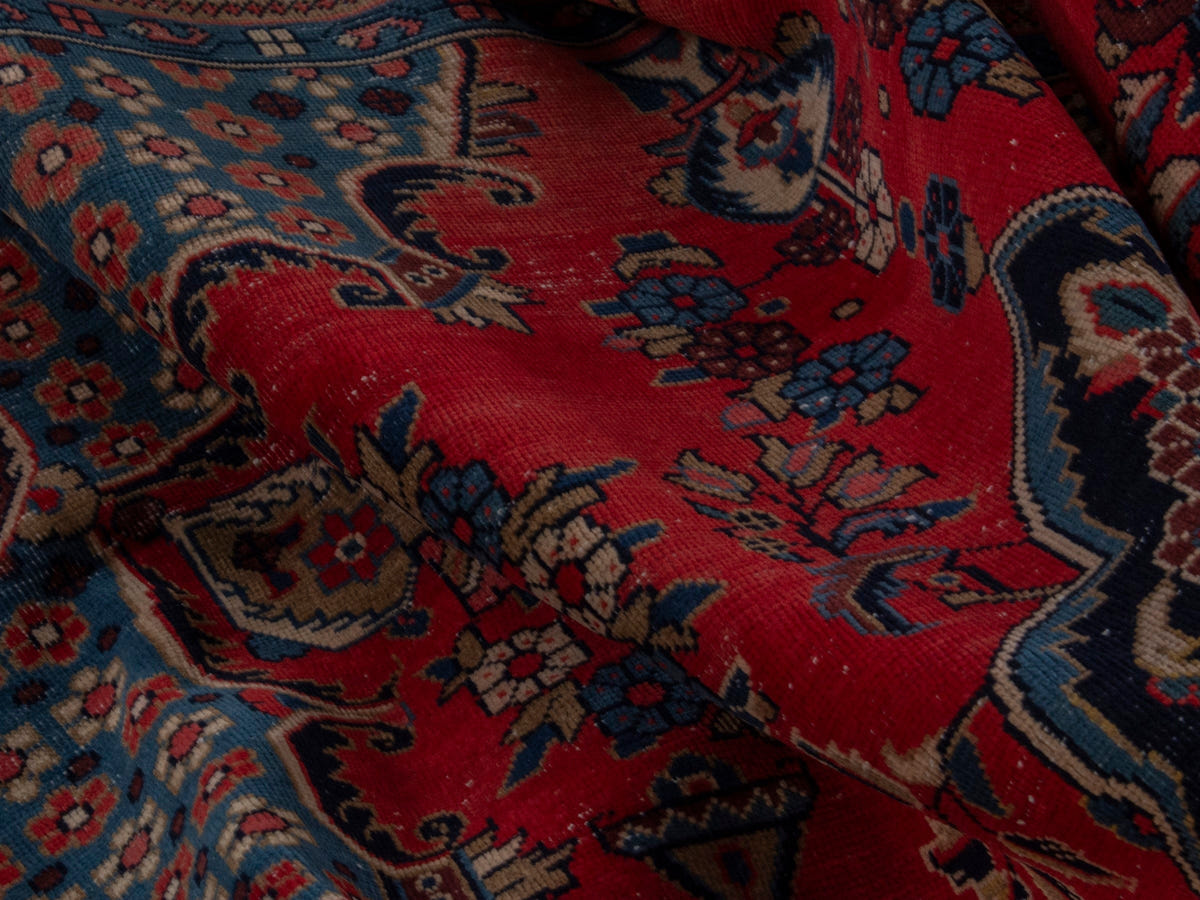 5824, Persian Vist Area Rug