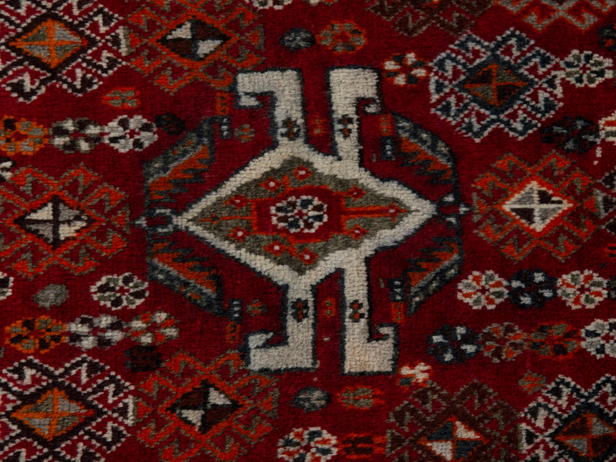 5858, Persian Shiraz Mini Rug