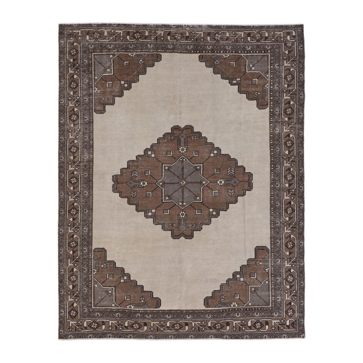 Persian Ferdos oversized rug in cream and brown, 8' x 10'10"