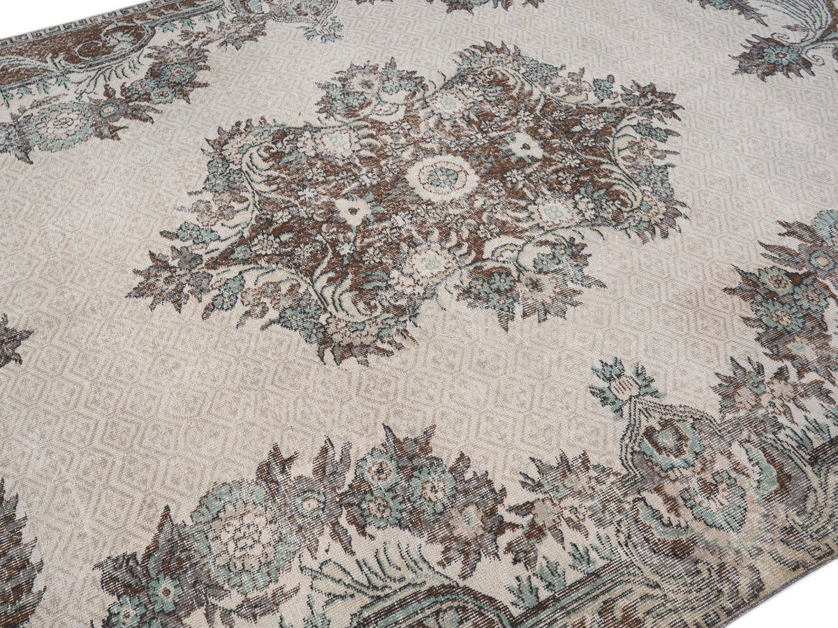 8431, Turkish Isparta Area Rug