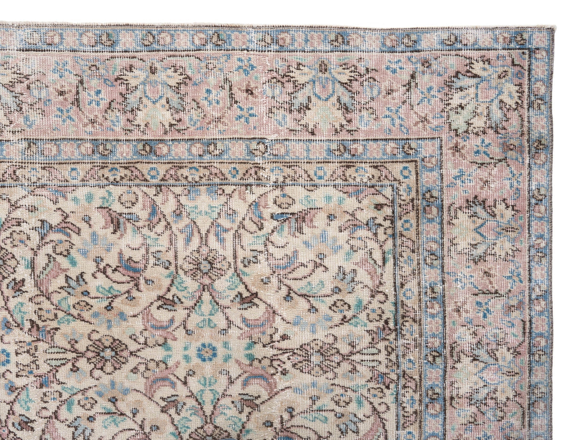 8403, Turkish Isparta Area Rug
