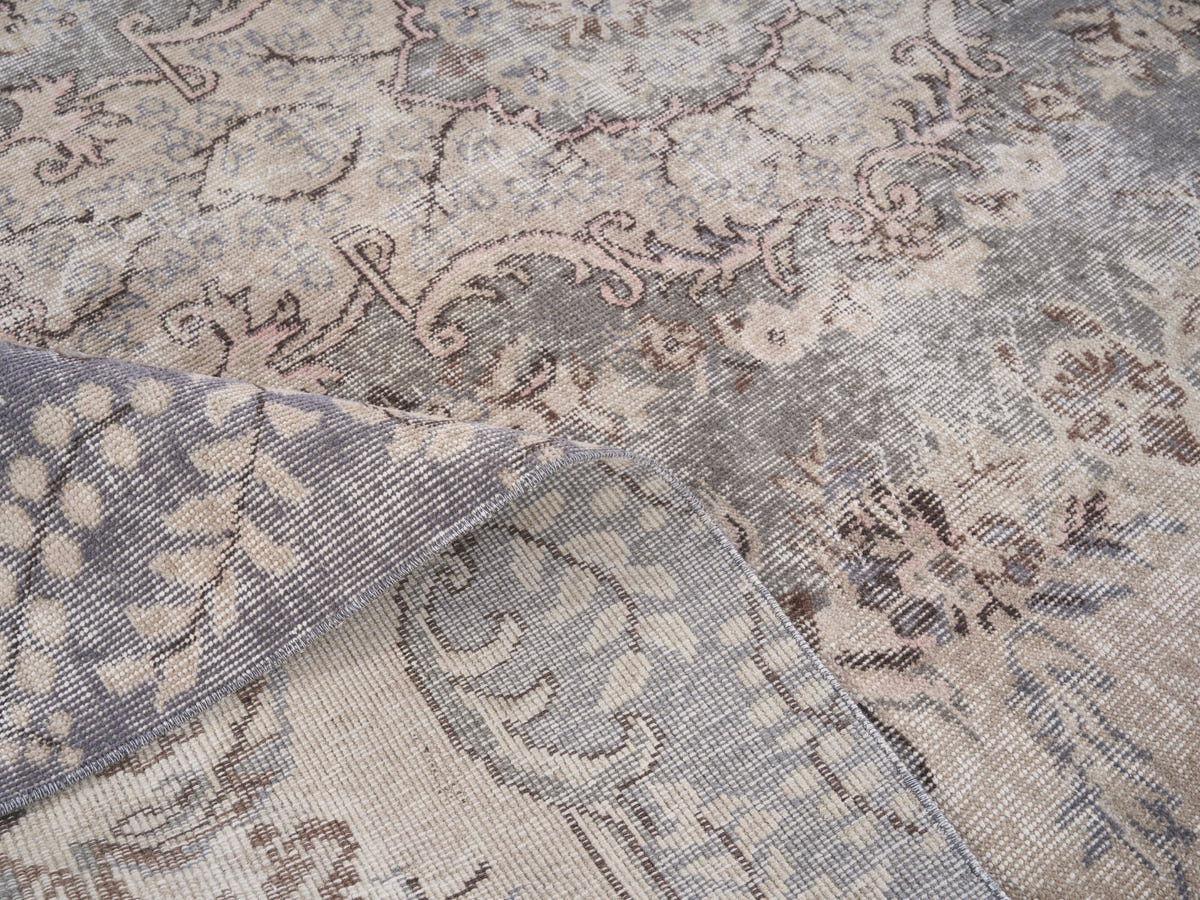8399, Turkish Isparta Area Rug