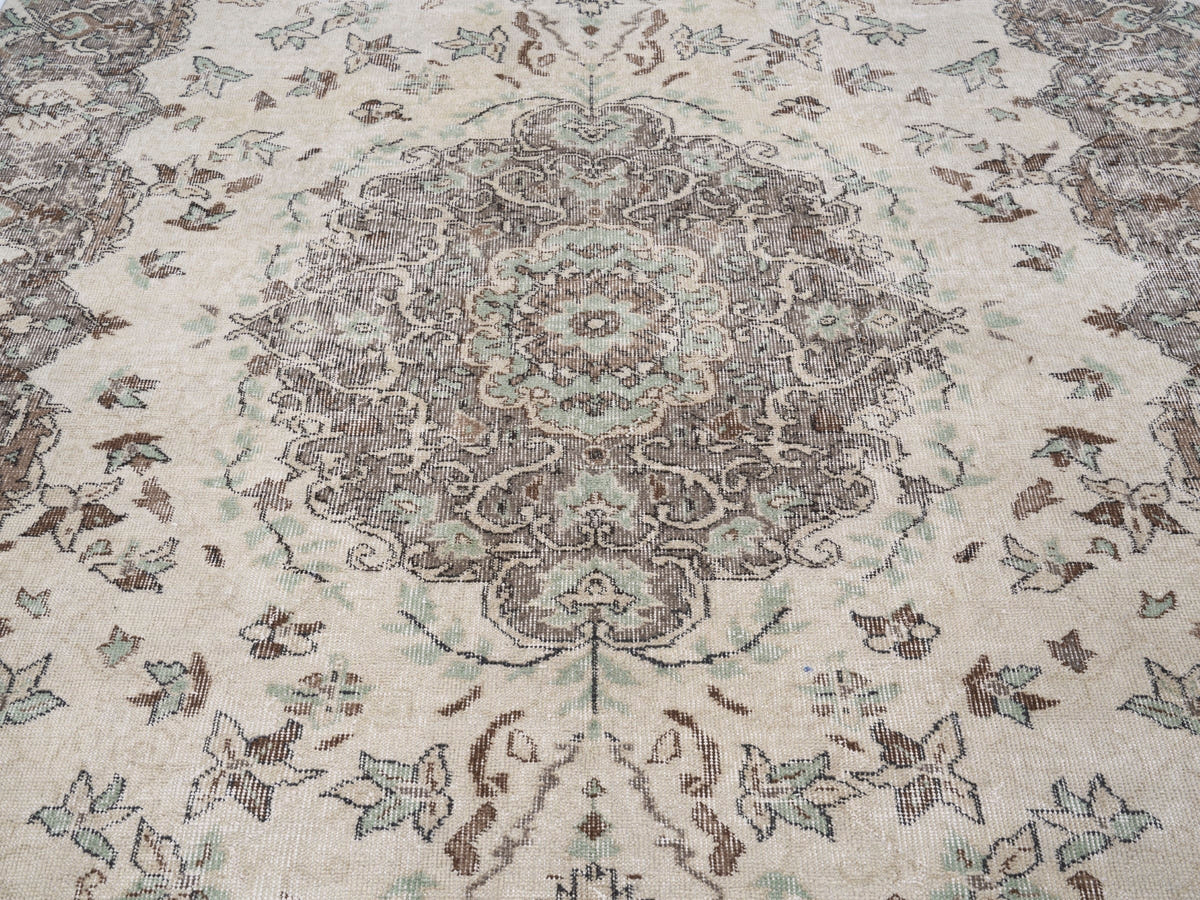 8353, Turkish Isparta Area Rug