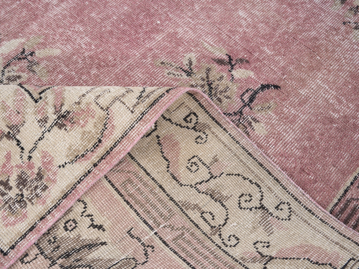 8315, Turkish Isparta Area Rug