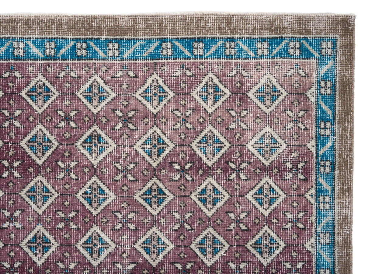 8424, Turkish Isparta Area Rug