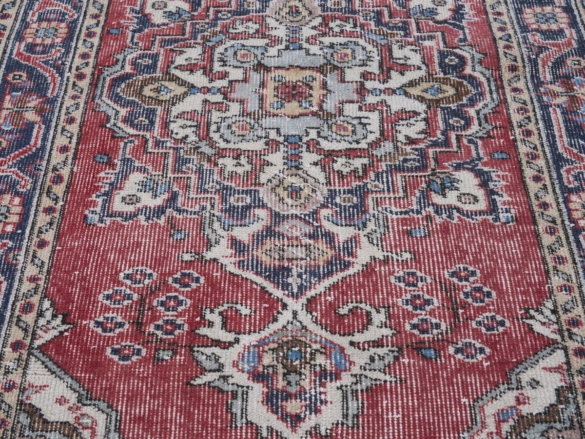 8422, Turkish Isparta Area Rug