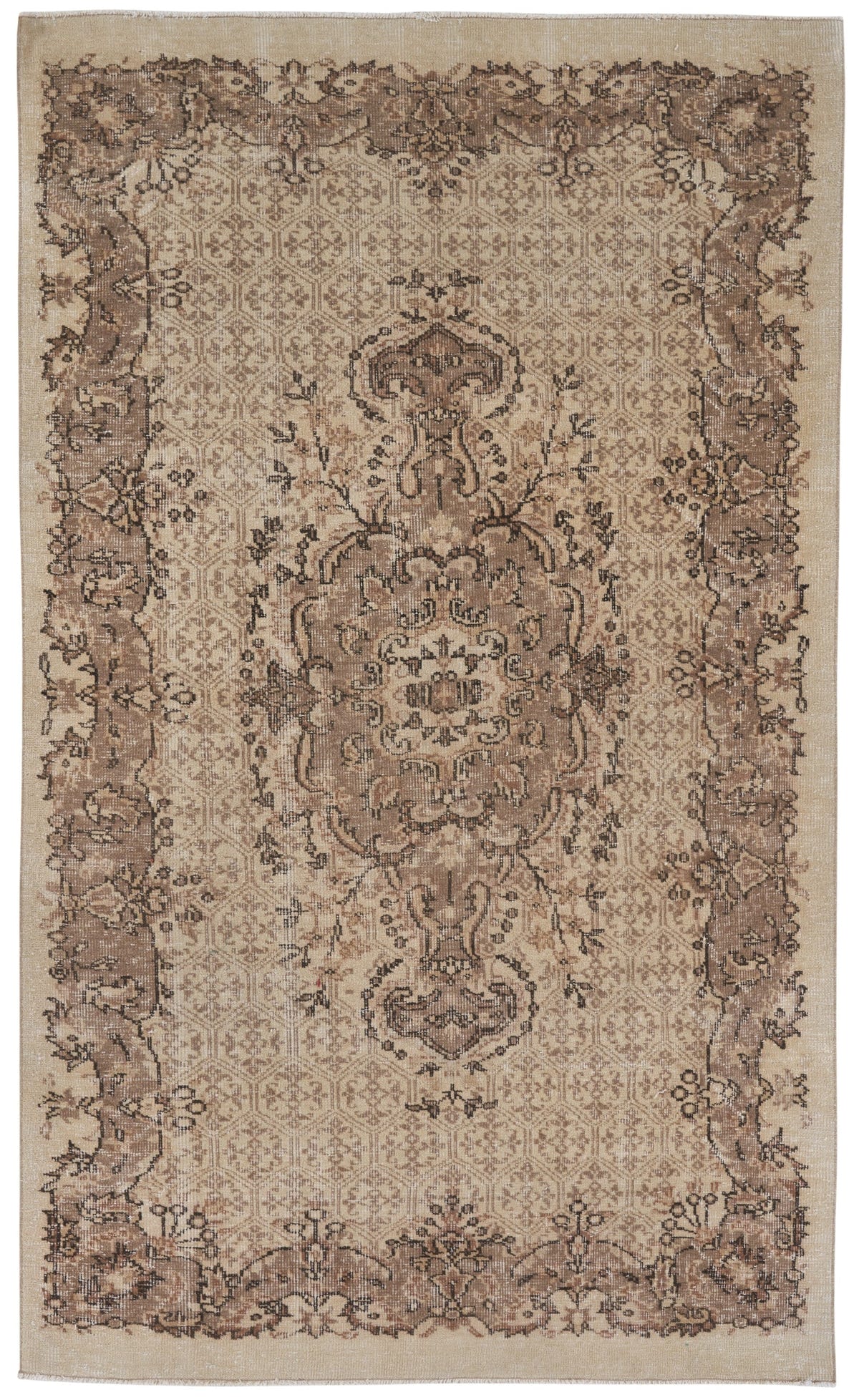 8040, Turkish Manisa Area Rug