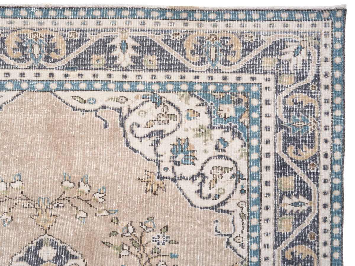 8188, Turkish Isparta Area Rug