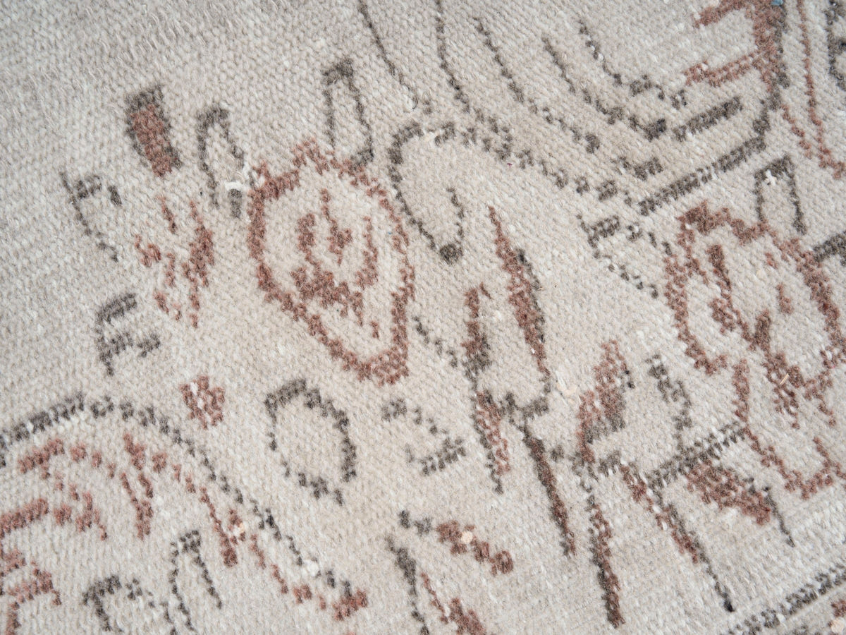 8210, Turkish Manisa Area Rug