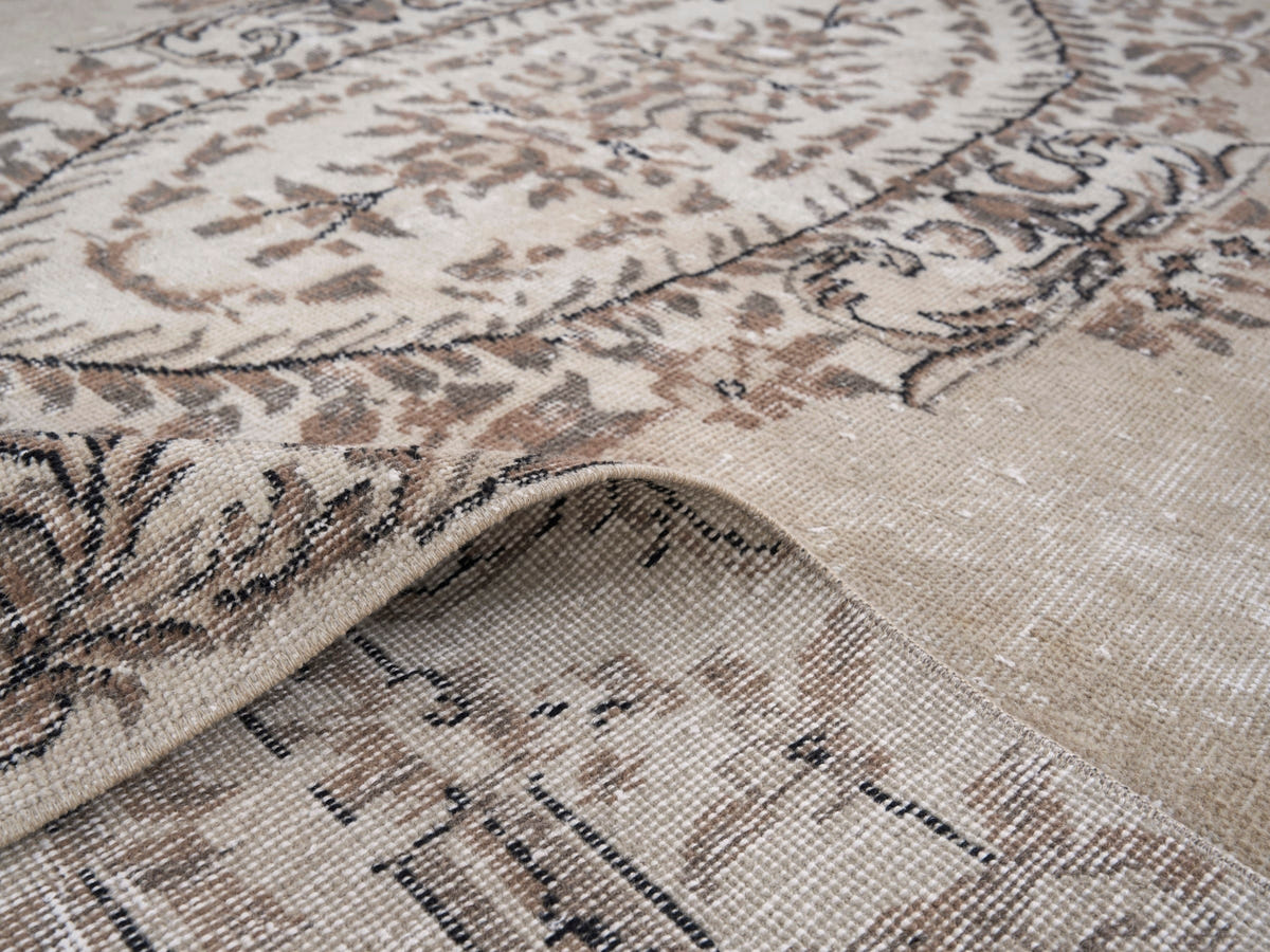 8103, Turkish Isparta Area Rug