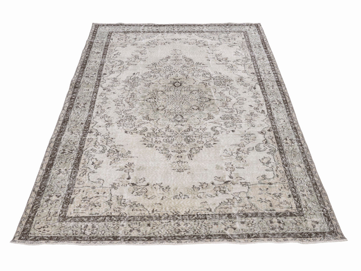 8030, Turkish Isparta Area Rug