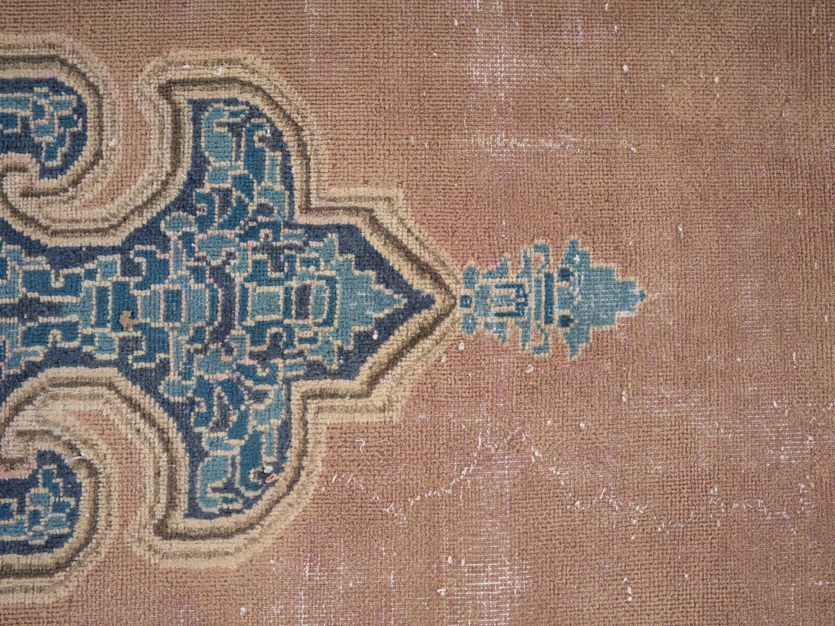 9040, Persian Kerman Oversized Rug