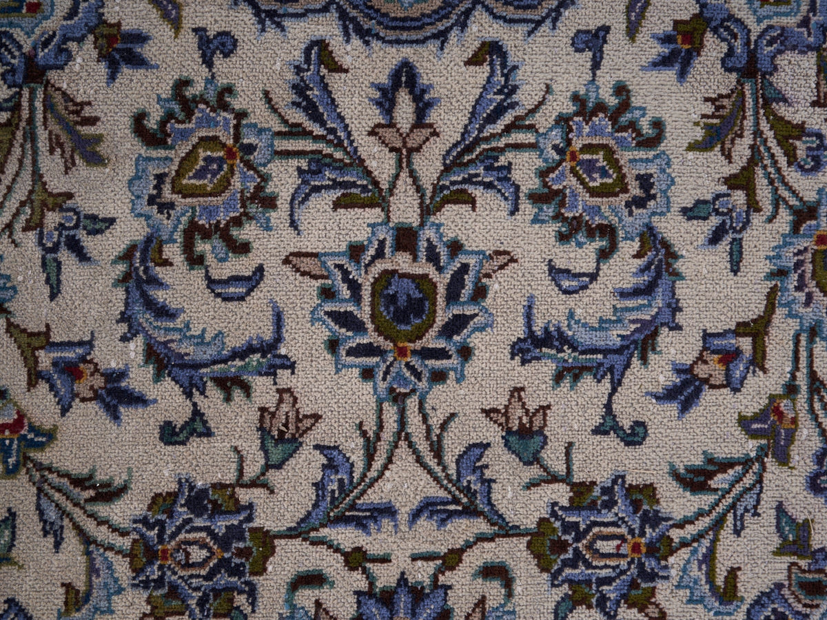 9018, Persian Kashan Oversized Rug