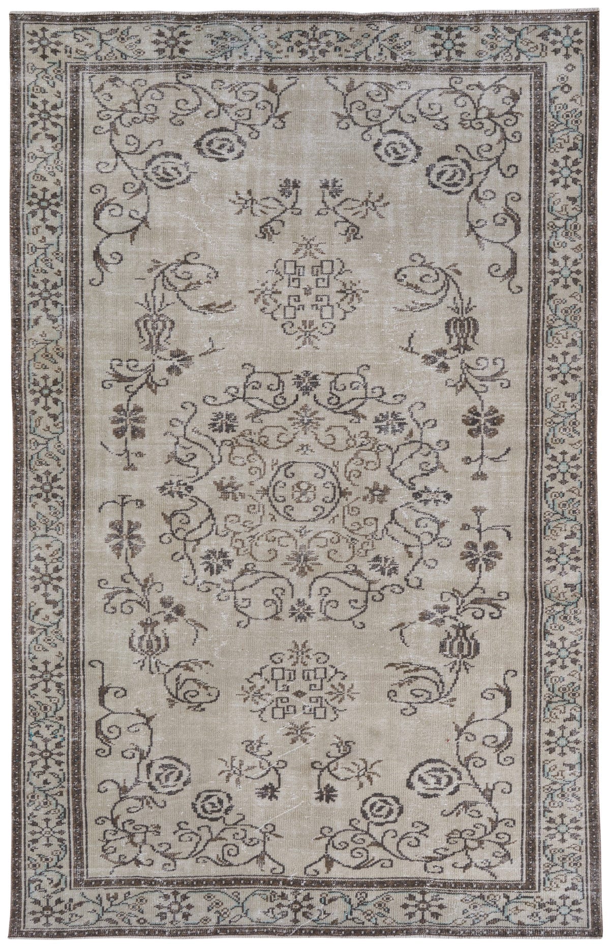 8116, Turkish Manisa Area Rug