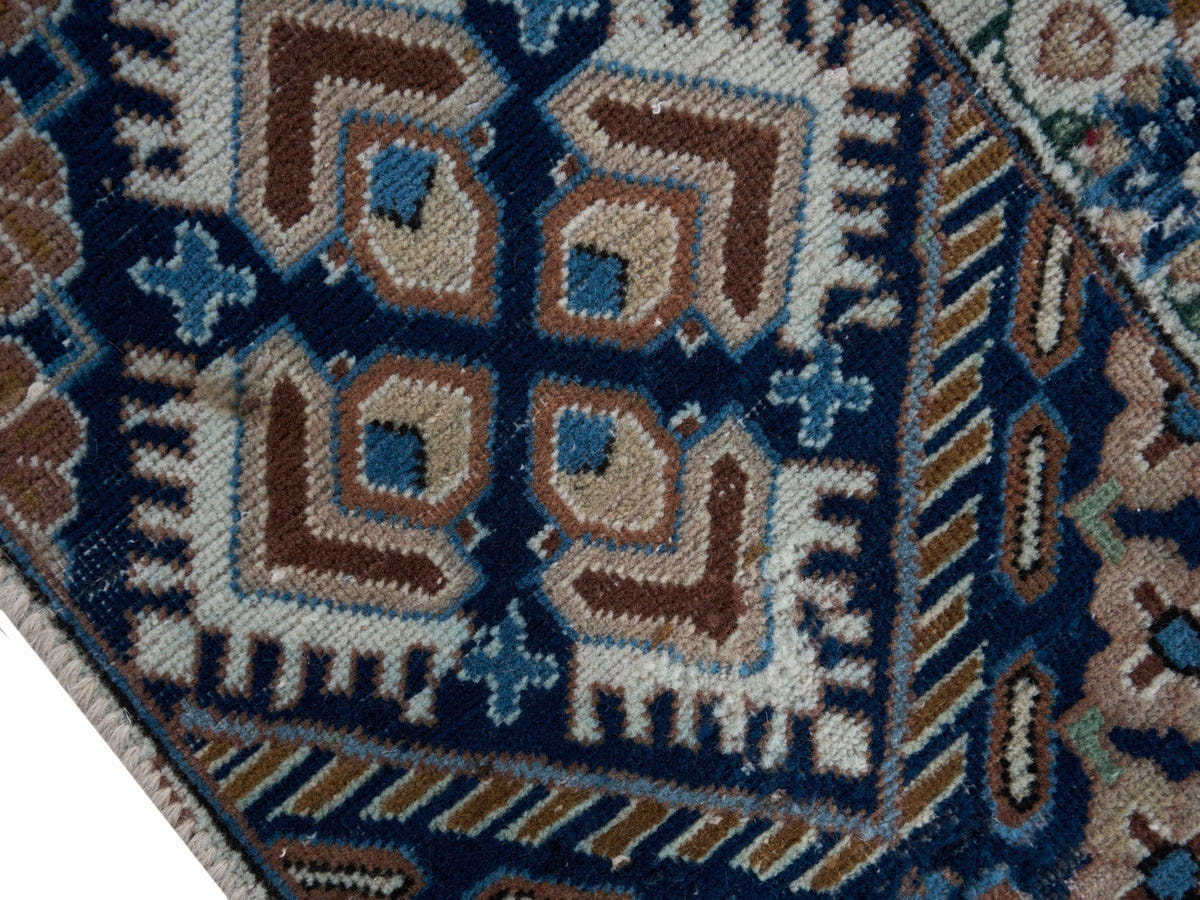 9002, Persian Kashan Oversized Rug