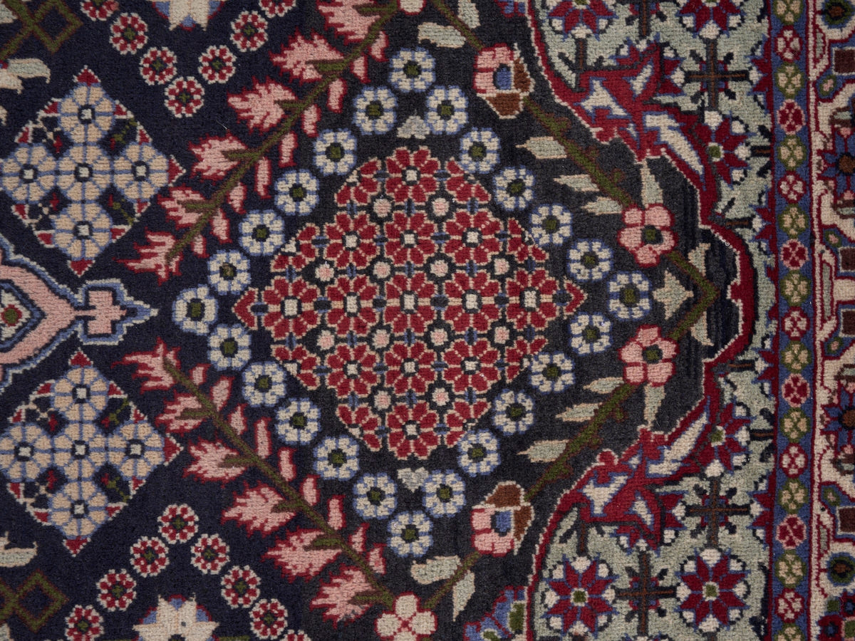 9048, Persian Najafabad Oversized Rug