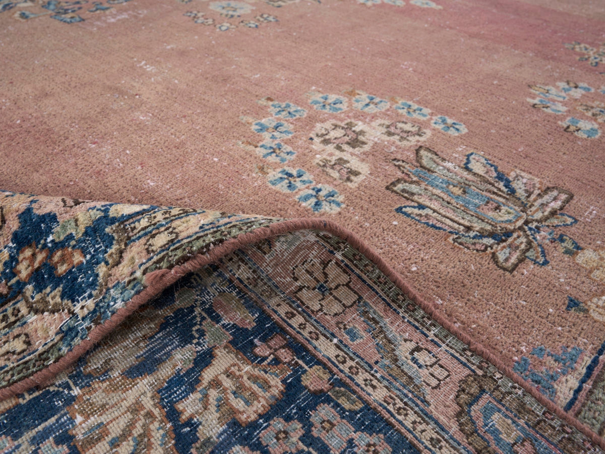 9021, Persian Kerman Oversized Rug
