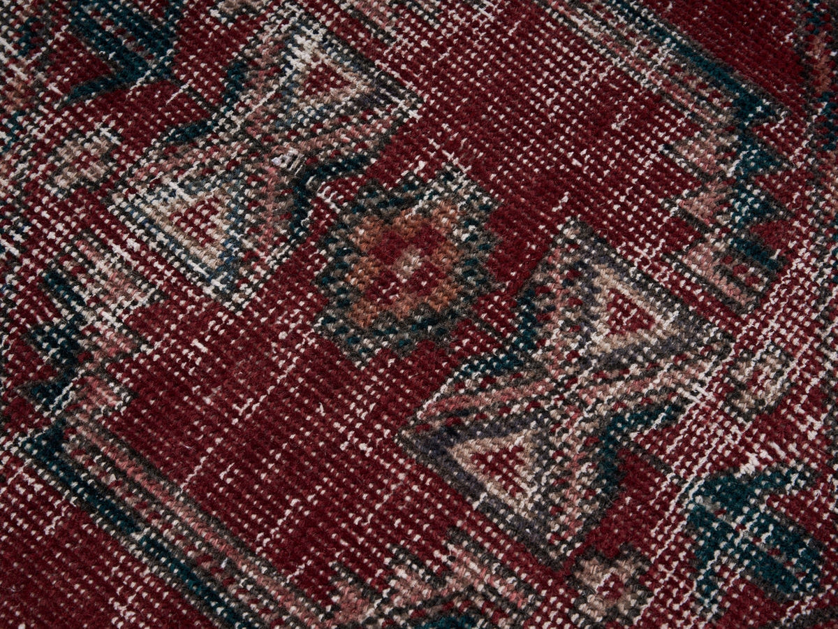8938, Persian Ardabil Area Rug
